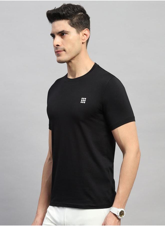 Rock.it Men Black Solid Round Neck T Shirt by Styli  - Image 2