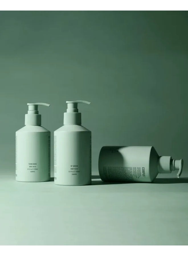 Corpus Body Wash SANTALUM 266ml - Image 4