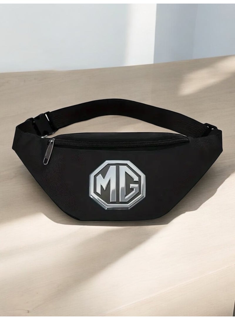 ام جي شنطة خصر من إم جي باللون الأسود مزودة بحزام قابل للتعديل يمكن ارتداؤها بعدة طرق لتناسب احتياجك اليومي - Image 1