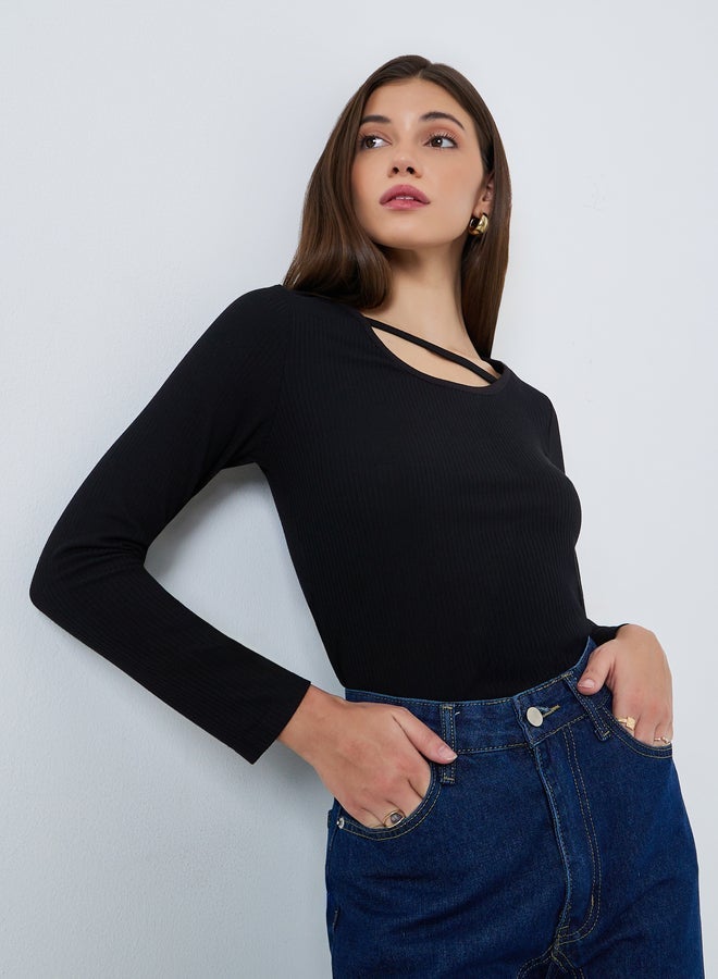 ستايلي بلوزة محبوكة بأكمام طويلة وقصات - Image 1