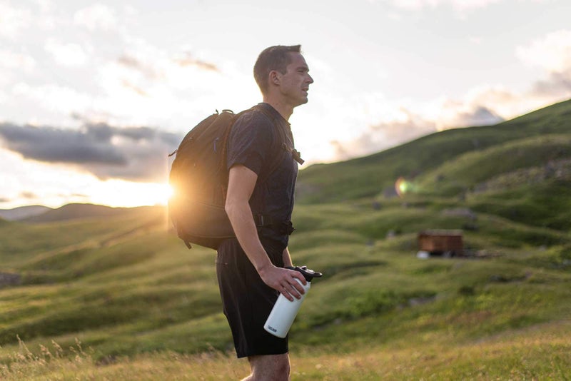 CamelBak Eddy+ Insulated Stainless Steel Bite Valve Straw Water Bottle Navy, 32oz - Image 2