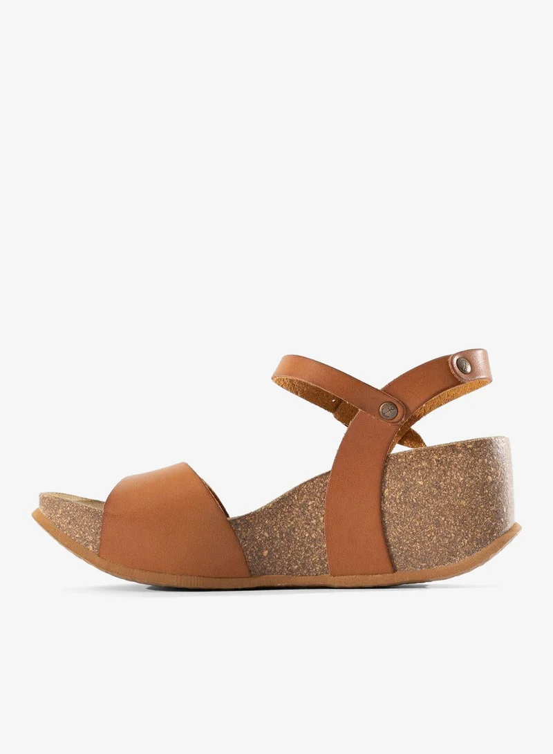 بيتون صندل مايا بكعب عريض