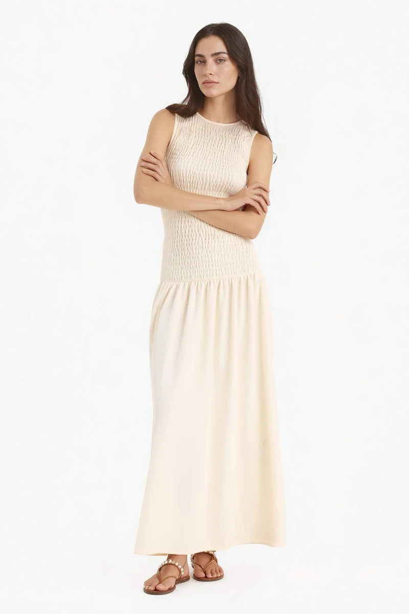 ديفاكتو Crew Neck Midi Dress