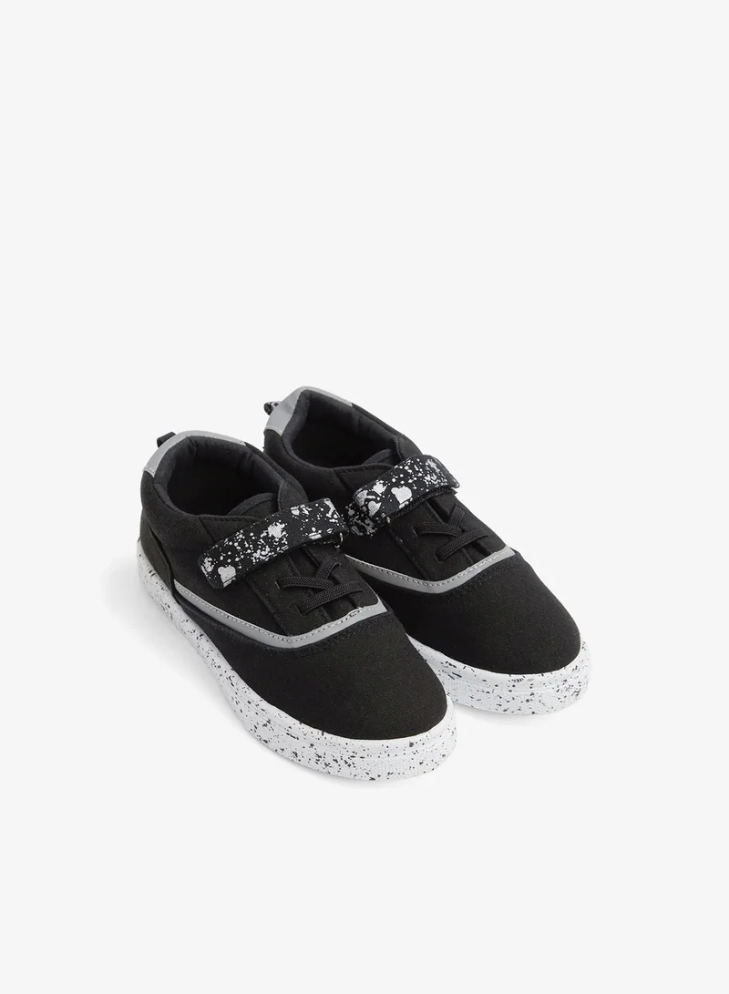 مذركير حذاء رياضي بشريط فيلكرو للأطفال