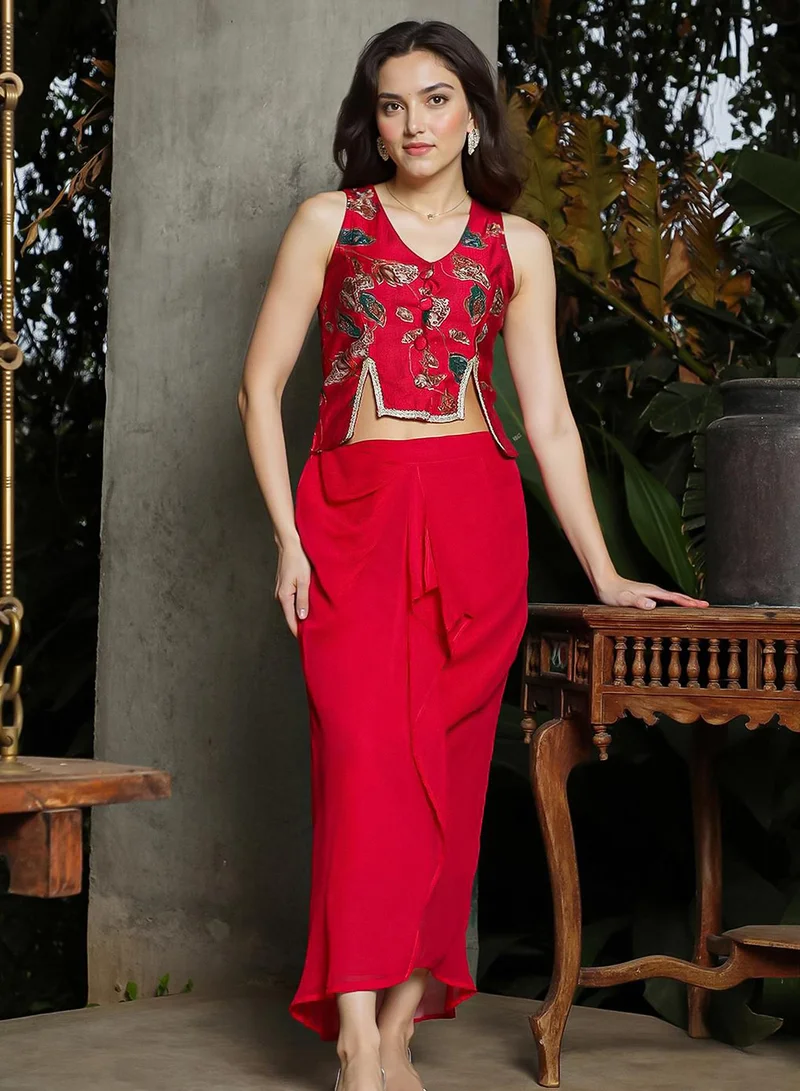  قصة Women's Crimson Red Ethereal Blossom Co-Ord Set