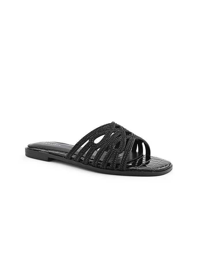 أيقون Casual flat sandal with espadrille-inspired sole.