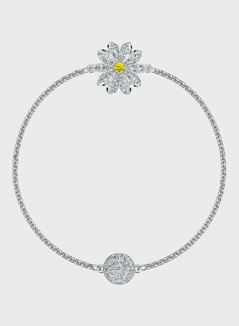 تشوميل سوار مجدول ومزين بزهرة