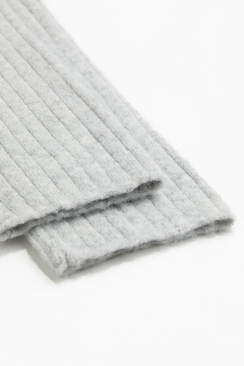 اتش اند ام Rib-Knit Flared Leg Warmers