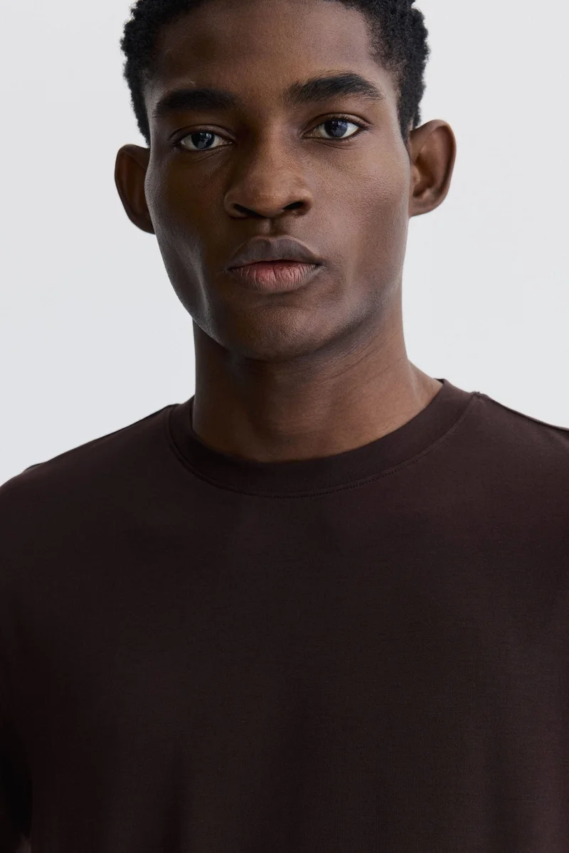 اتش اند ام بيجاما مكونة من تي-شيرت جيرسيه وشورت