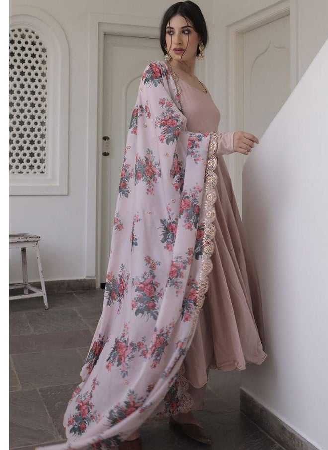 Women Basket Floral Anarkali Kurta Set with Trousers and Printed Organza Dupatta - Image 4