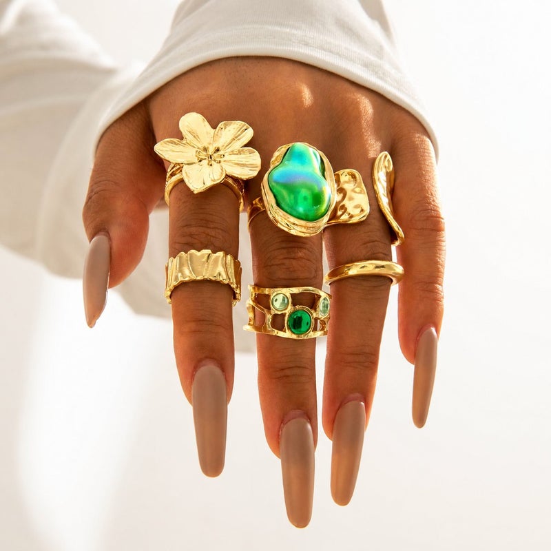 WU European and American Cross-Border Jewelry: Alloy Flower Ring with Rhinestone and Pearl, Retro Baroque Geometric Ring Set - Image 4