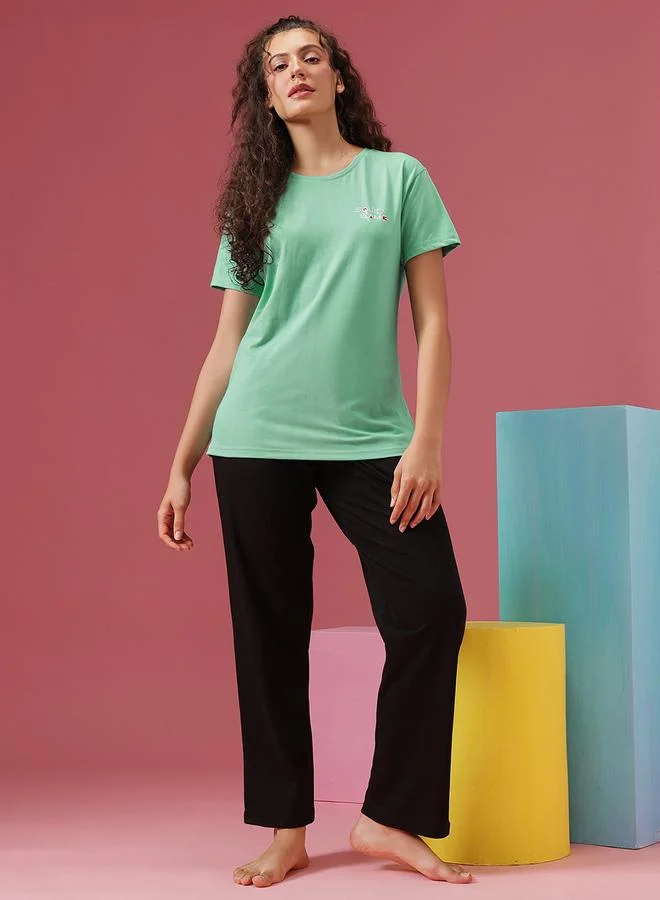 كلوفيا طقم بيجاما من بنطال وتيشيرت بطبعة الحبار