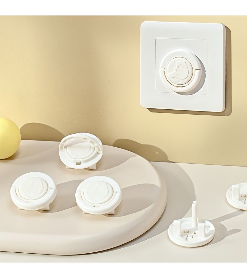 White Bear Pull Tab Child Safety Socket Covers 5pcs British Standard - Image 3