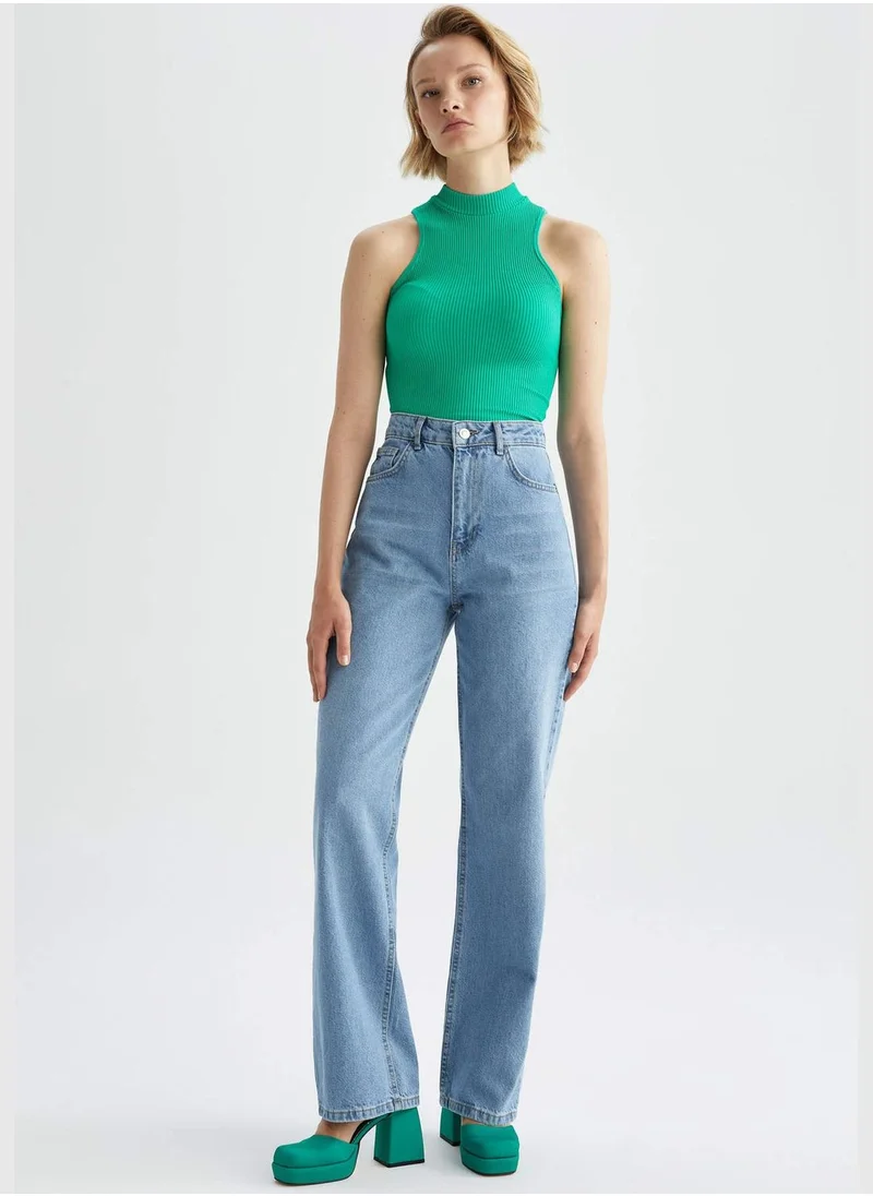 ديفاكتو Woman Slim Fit Mock Neck Vest