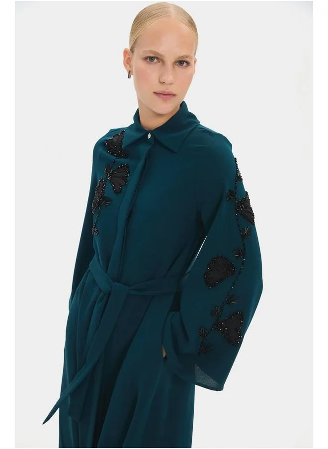 جون June Women Embroidered Detailed Abaya Teal