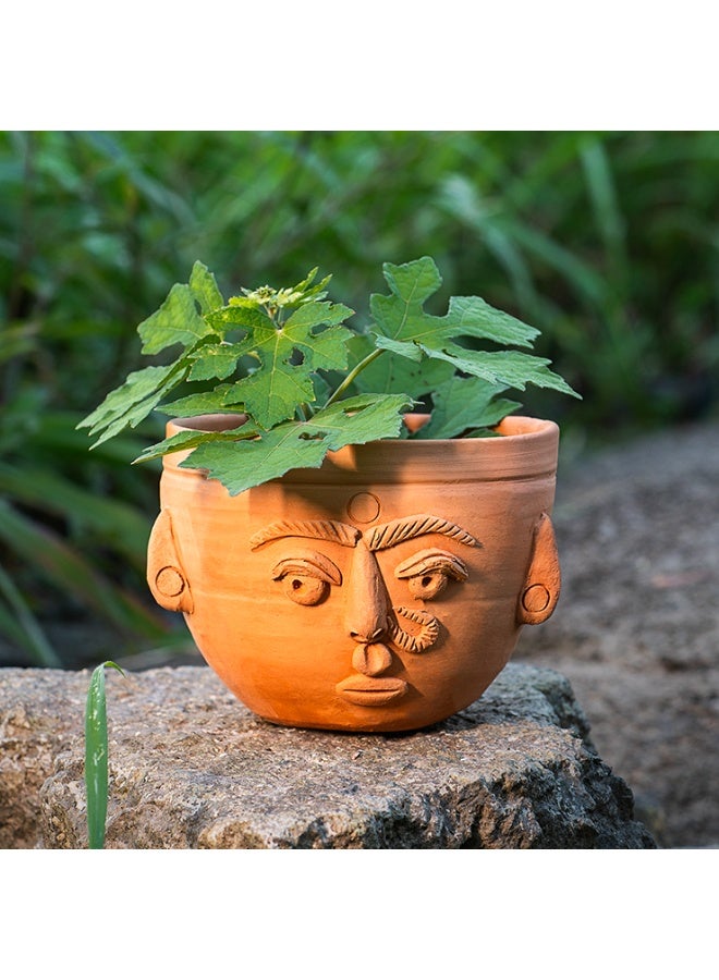 ارك أصيص فخاري على شكل وجه من ARK مصنوع يدويًا مع فتحة تصريف | وعاء طيني فني للنباتات الداخلية والخارجية | قطعة ديكور بوهيمية بتصميم قبلي مميز - Image 4