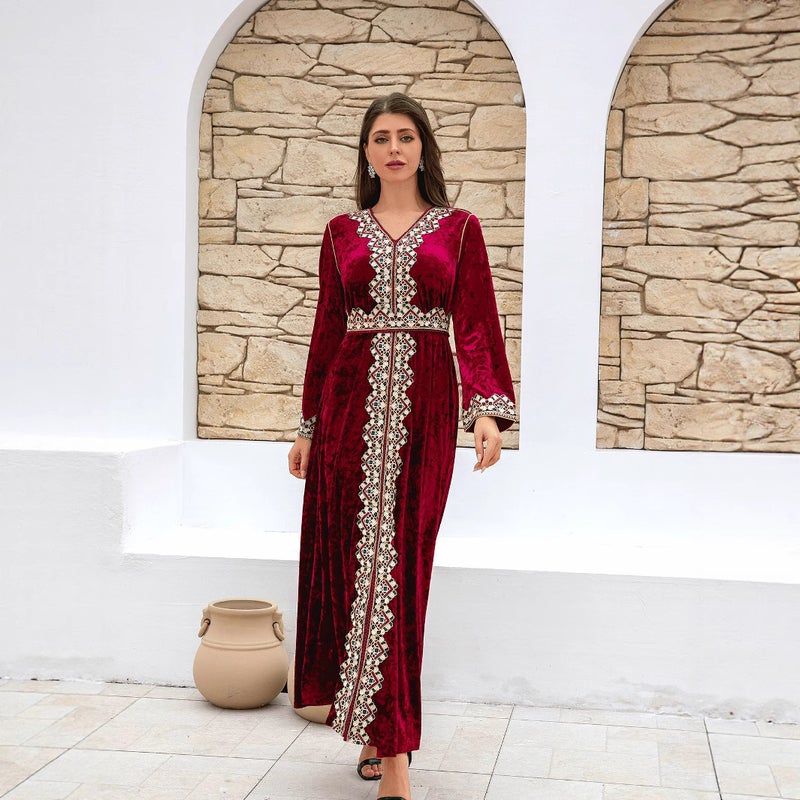فستان نسائي من المخمل بقصة رقبة V أنيق - Image 3