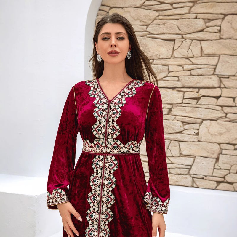 فستان نسائي من المخمل بقصة رقبة V أنيق - Image 2