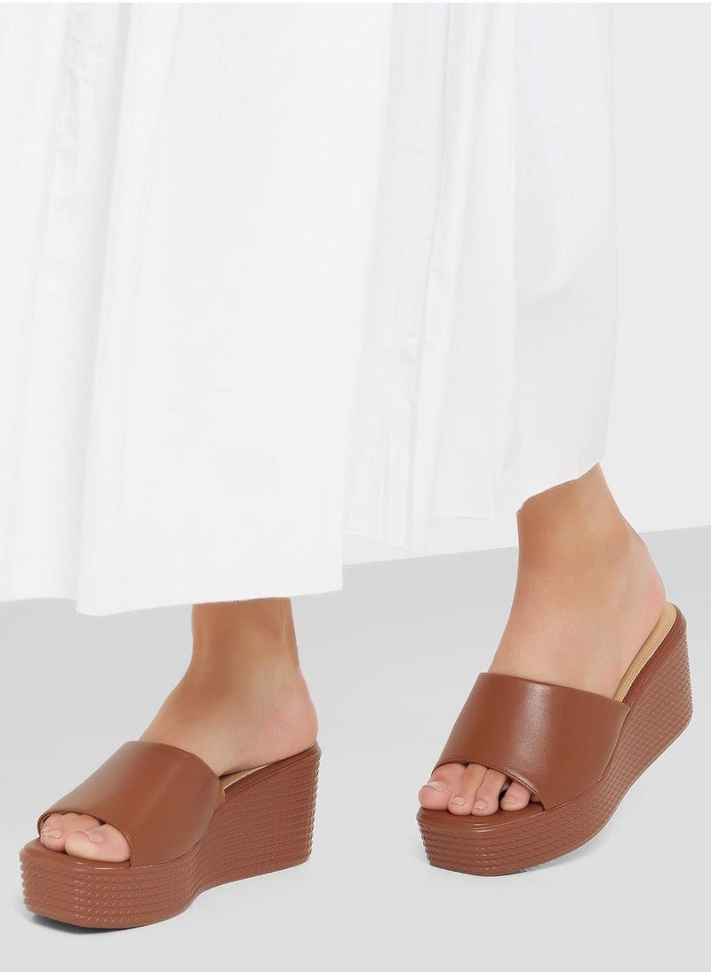 Clowse Casual Wedged Sandal  - Image 5