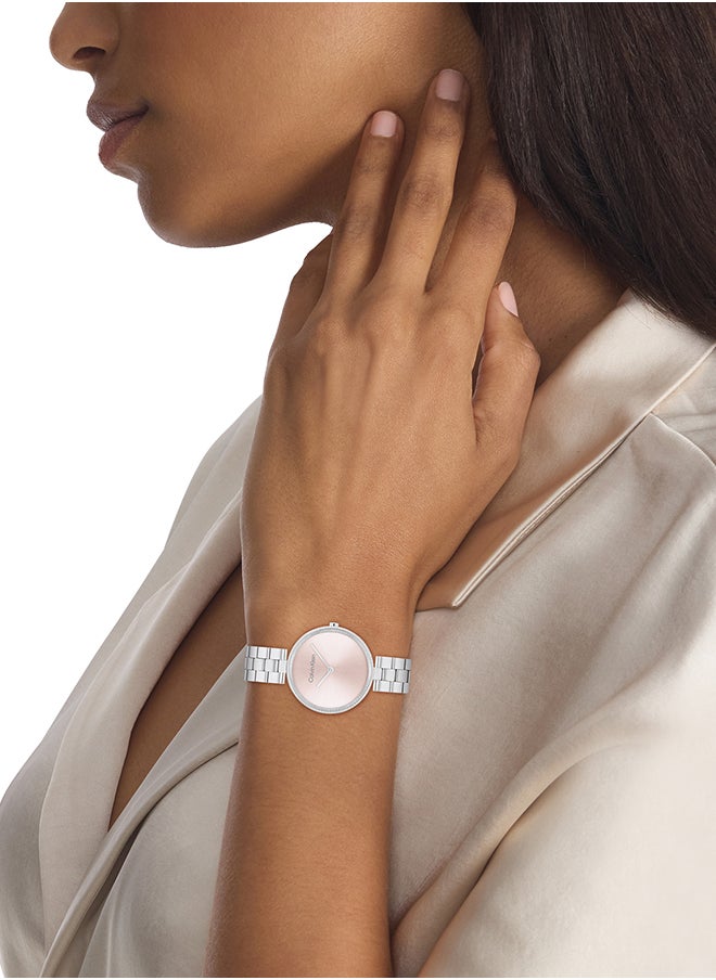 CALVIN KLEIN ساعة يد نسائية من الستانلس ستيل بعقارب دائرية الشكل 25100015 - 32 ملم  - Image 4