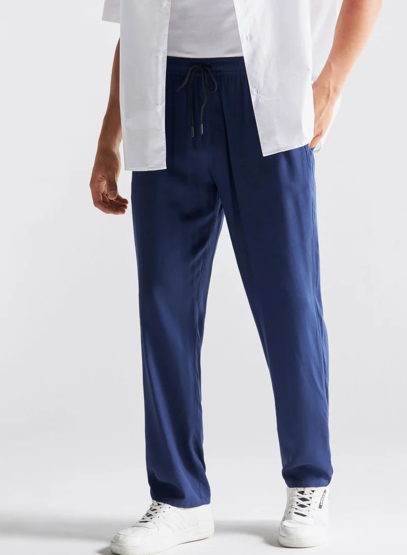 FAV Drawstring Cuffed Sweatpants