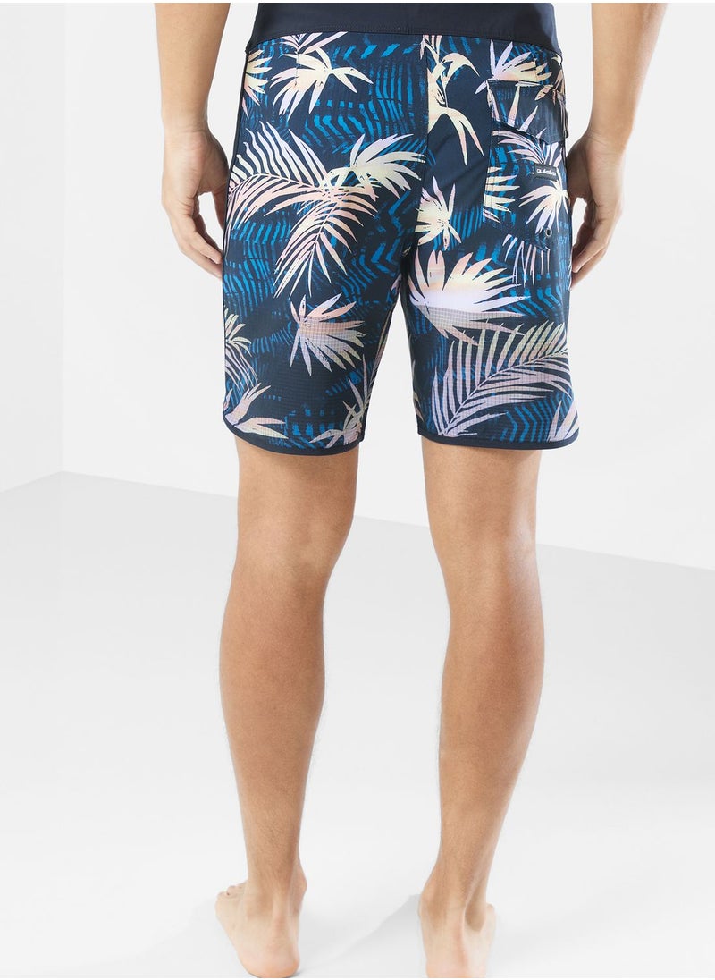QUIKSILVER - Highlitescallop Boardshorts - Image 1