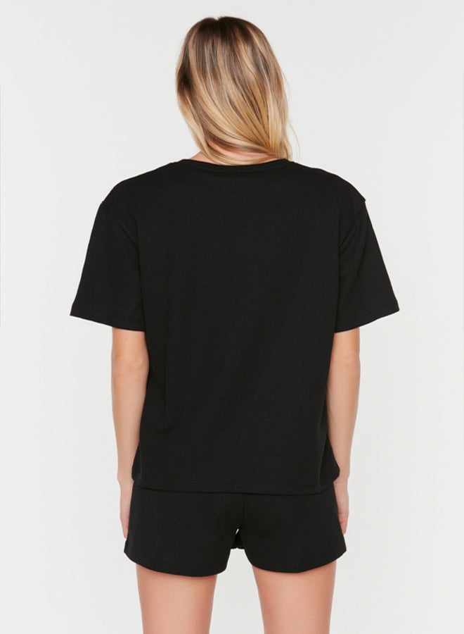 trendyol Black Waffle Fabric Knitted Pajama Set with Shorts - Image 4