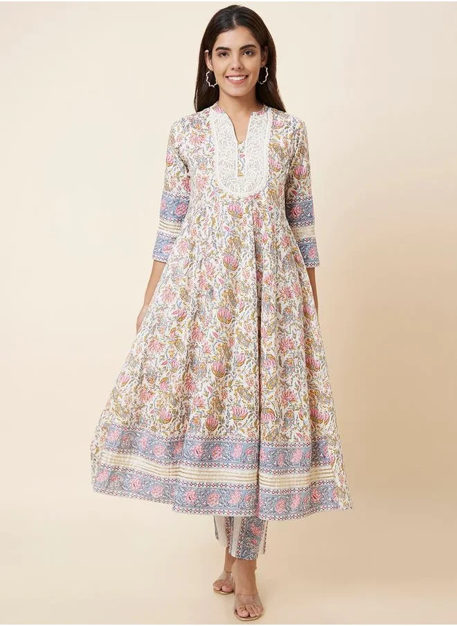 جلو باص Globus Women Off White Printed Anarkali Kurta Set with Trouser by Styli