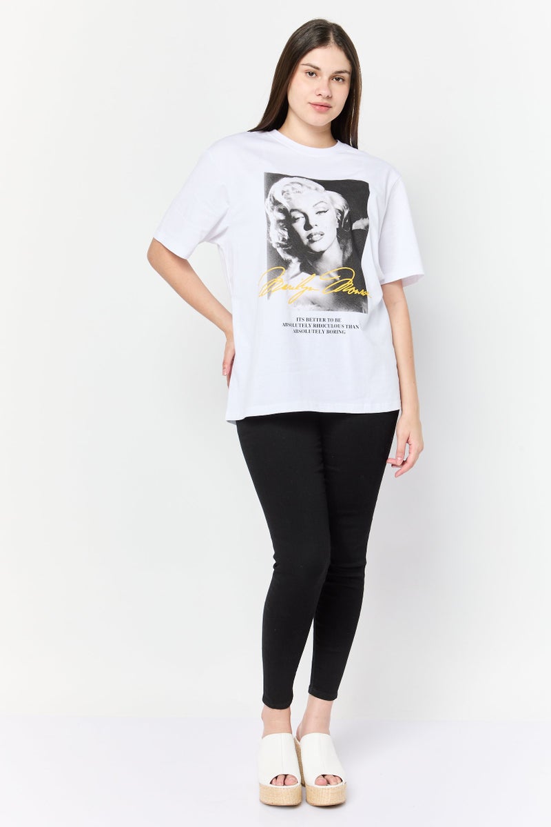 Marilyn Monroe تي شيرت نسائي بأكمام قصيرة وياقة دائرية، مطبوع برسومات، أبيض - Image 4