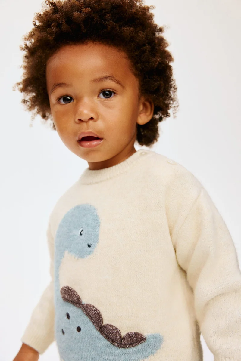 اتش اند ام كنزة مزينة بزخرفة