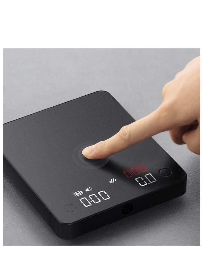 زيروهيرو ميزان القهوة ZeroHero Mini، ميزان رقمي باللمس لتحضير الإسبريسو، التخمير أو النسبة، التقطير اليدوي. نطاق الوزن: 0.2 جم - 2000 جم. مزود ببطارية قابلة لإعادة الشحن بسعة 1800 مللي أمبير. مثالي للاستخدام في المطبخ، الخَبز، السفر، أو تحضير القهوة. - Image 3