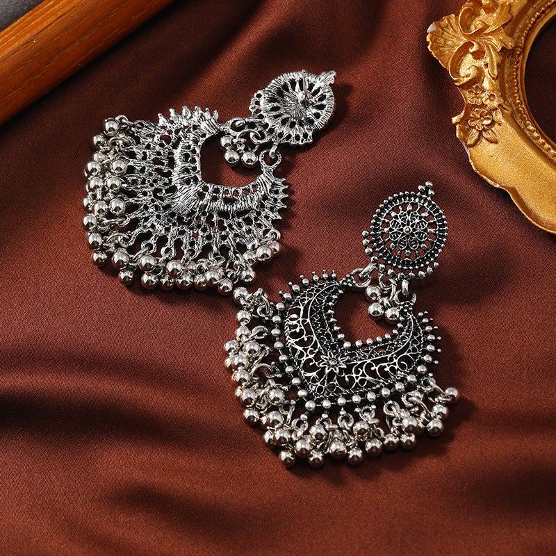 Retro Bohemian Ethnic Style Earrings Women'S Exaggerated Temperament Hollow Love Earrings Long Bells Indian Accessories - Image 5