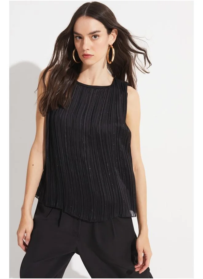 جون June Pleated Blouse