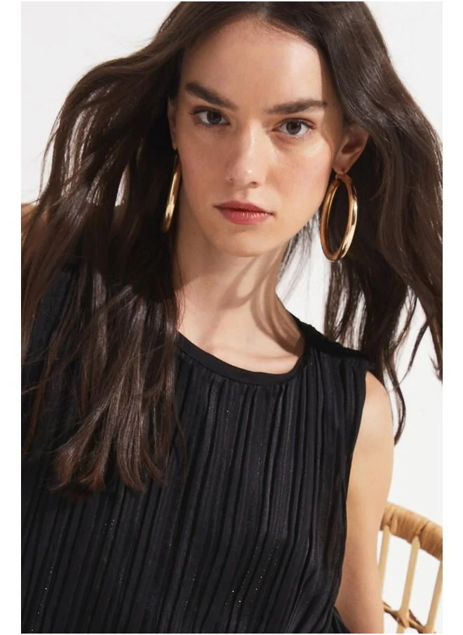 JUNE June Pleated Blouse