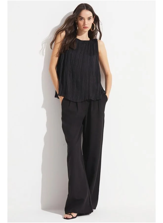 JUNE June Pleated Blouse