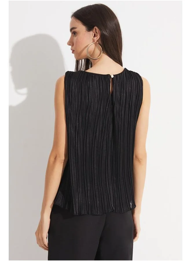 JUNE June Pleated Blouse