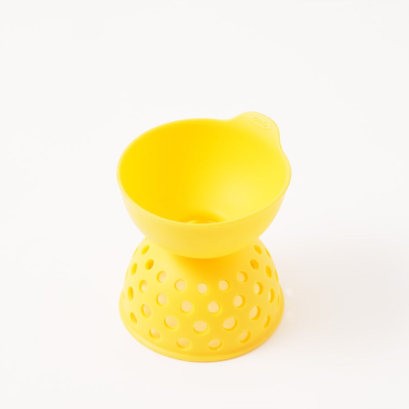 OXO egg poacher silicone 2pcs in yellow 3.5"* 3"* 3" - Image 1