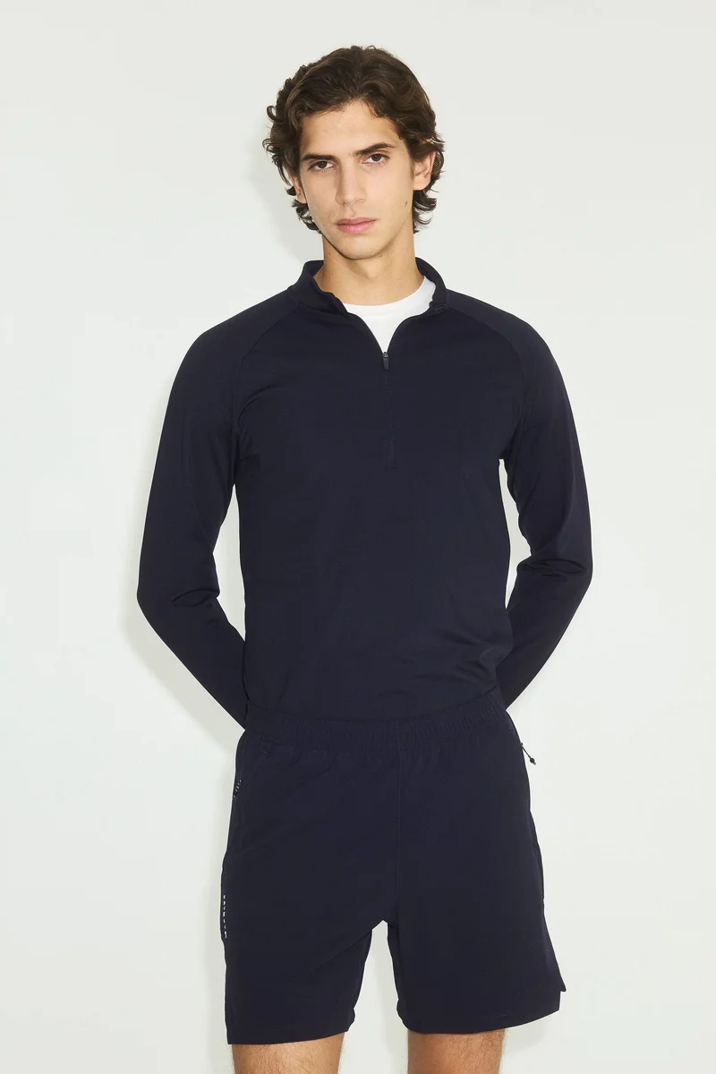 H&M Sports shorts with DryMove™