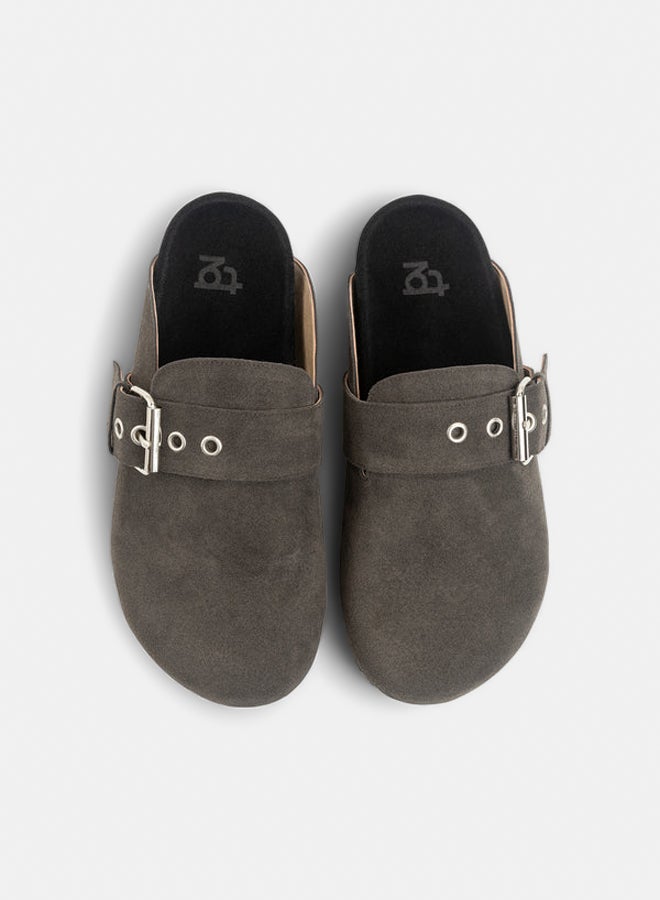 TGS XXL Buckle Clogs - Image 2