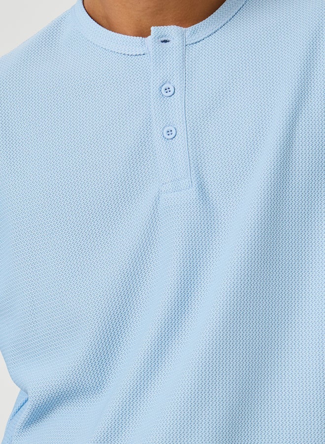 Styli Men Textured Henley Neck Oversized T-Shirt - Image 4