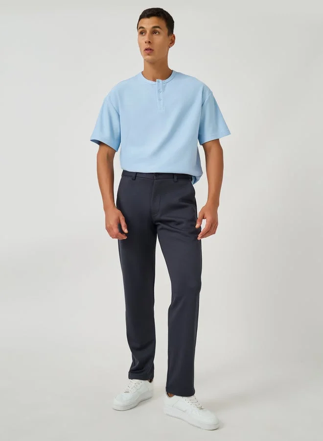 ستايلي تيشيرت ستايلي رجالي بقبة هينلي واسع بنقوش