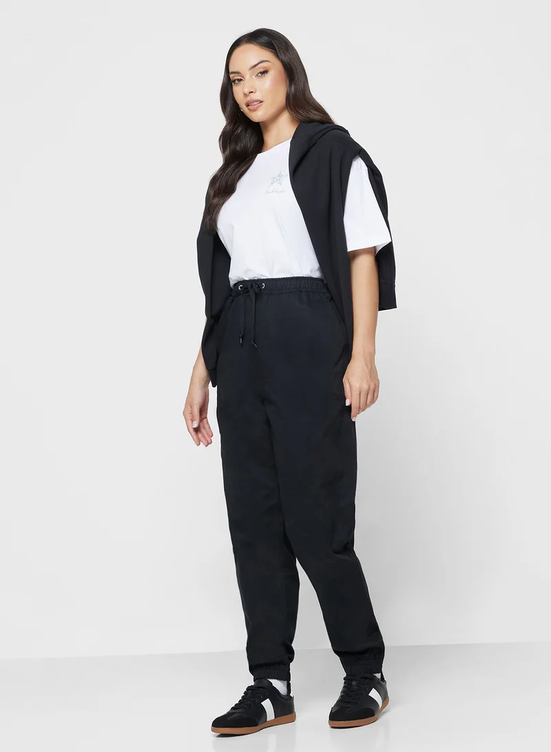 كونفرس Commercial Jogger