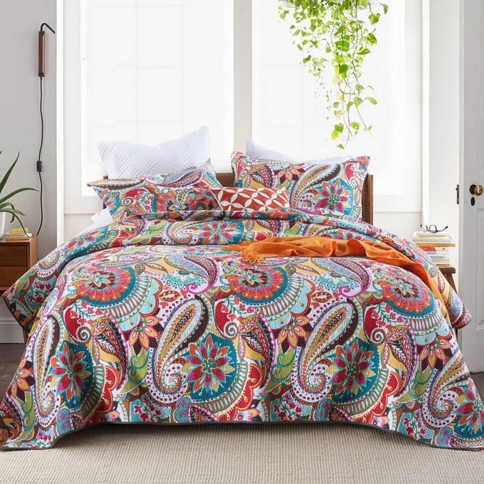 QUILTED BEDSPREADS SOFT COTTON ORANGE FLORAL PAISLEY PATTERN SUPER KING SIZE BEDSPREAD GORGEOUS PATCHWORK QUILT COVERLET WITH 2 PILLOWCASES FOR ALL SEASONS 250X270 CM