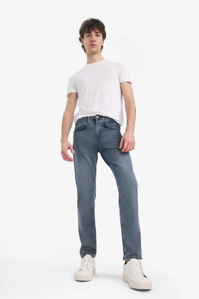 Defacto  Slim Tapered Fit Skinny Leg Jeans for Men | Best Price UAE