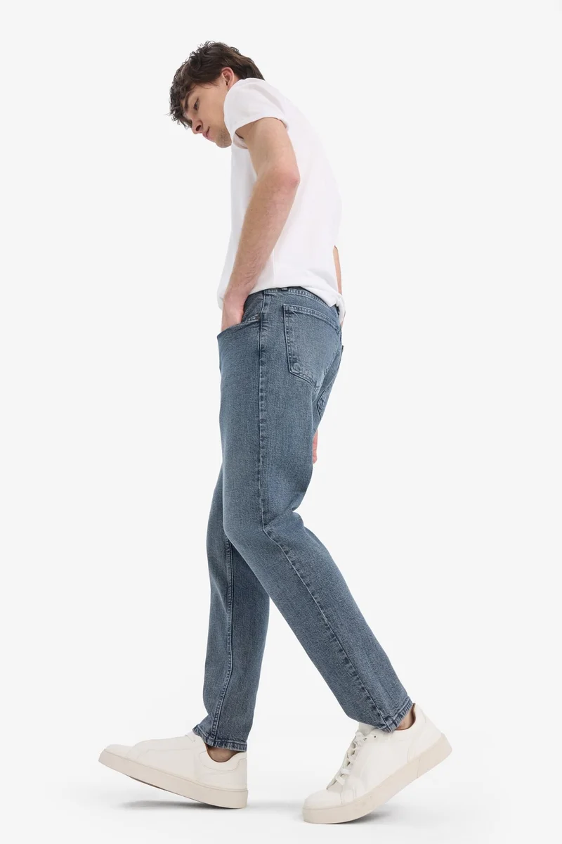 Defacto  Slim Tapered Fit Skinny Leg Jeans for Men | Best Price UAE