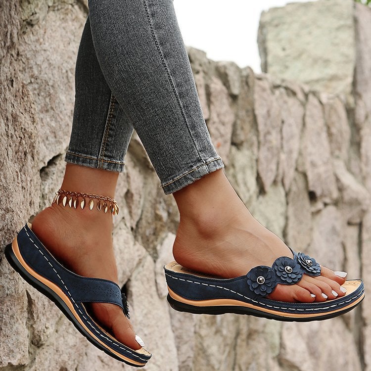 Sandals and slippers women's 2022 summer new three flower slippers thick bottom flip-flops flip-flops beach flip-flops women's sandals red 38 - Image 5