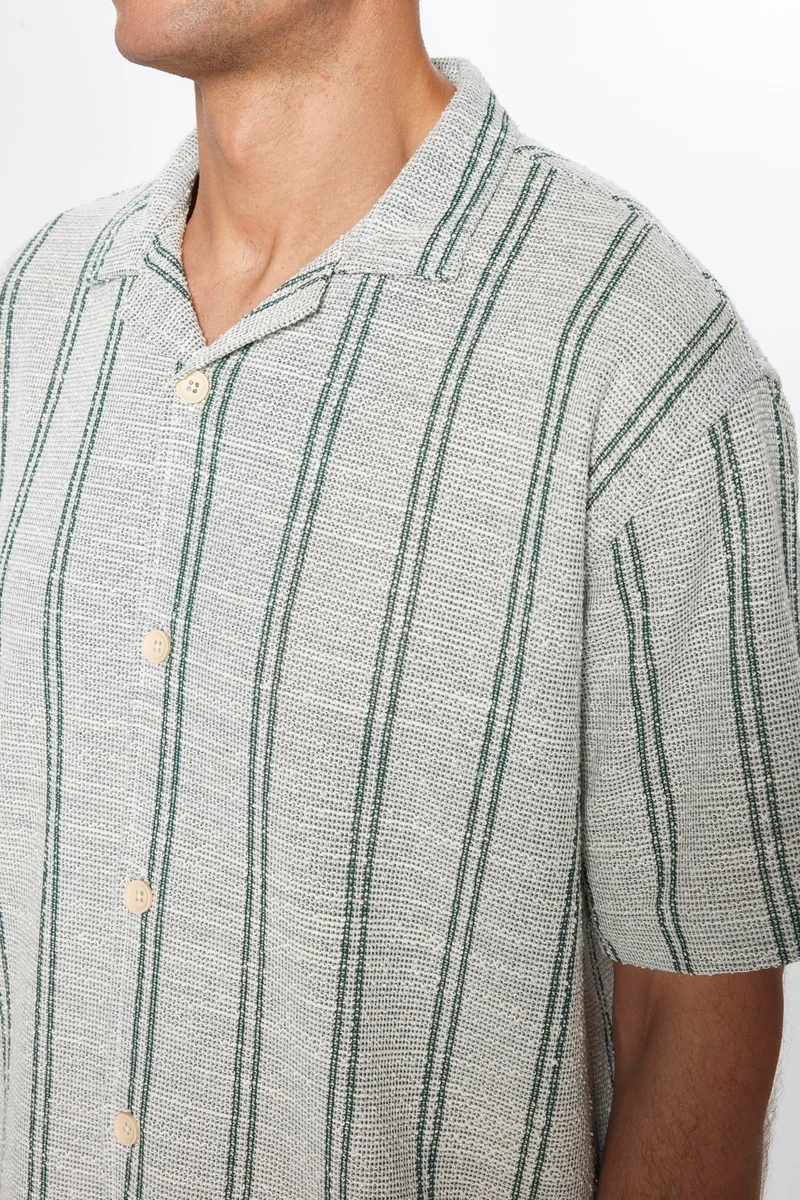 تودورس Relax Fit Casual Cut Striped Short Sleeve Open Collar Summer Men's White Shirt