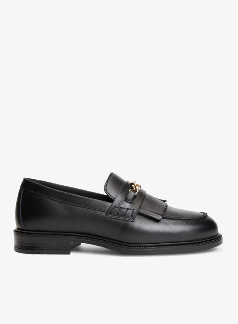 تومي هيلفيغر Leather Chain Horsebit Fringe Loafers