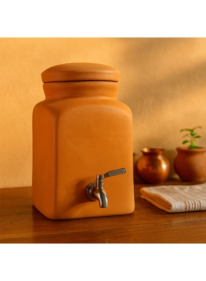 ارك ماتكا غير مُزجَّجة من ARK Terracotta Terrapura | موزّع مياه طيني | ماتكا يدوية الشكل مربعة | صنبور من الستانلس ستيل | تبريد طبيعي | مياه قلوية | صديقة للبيئة | توازن في مستوى الحموضة (pH) | سعة ٣ لترات - Image 4