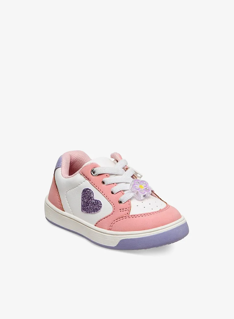 بيرفيت Girls Heart Detail Sneakers